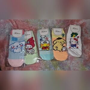 Cute Hello Kitty Character Socks Set New!